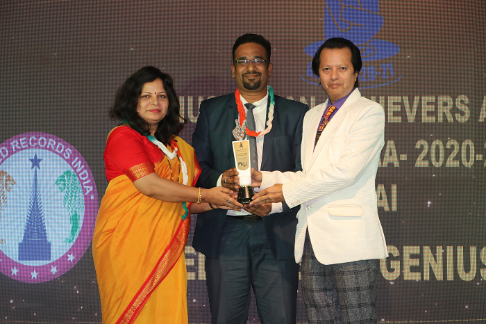  SANJAY NARVEKAR / SUSHMA NARVEKAR – BEST ADJUDICATOR OF THE YEAR